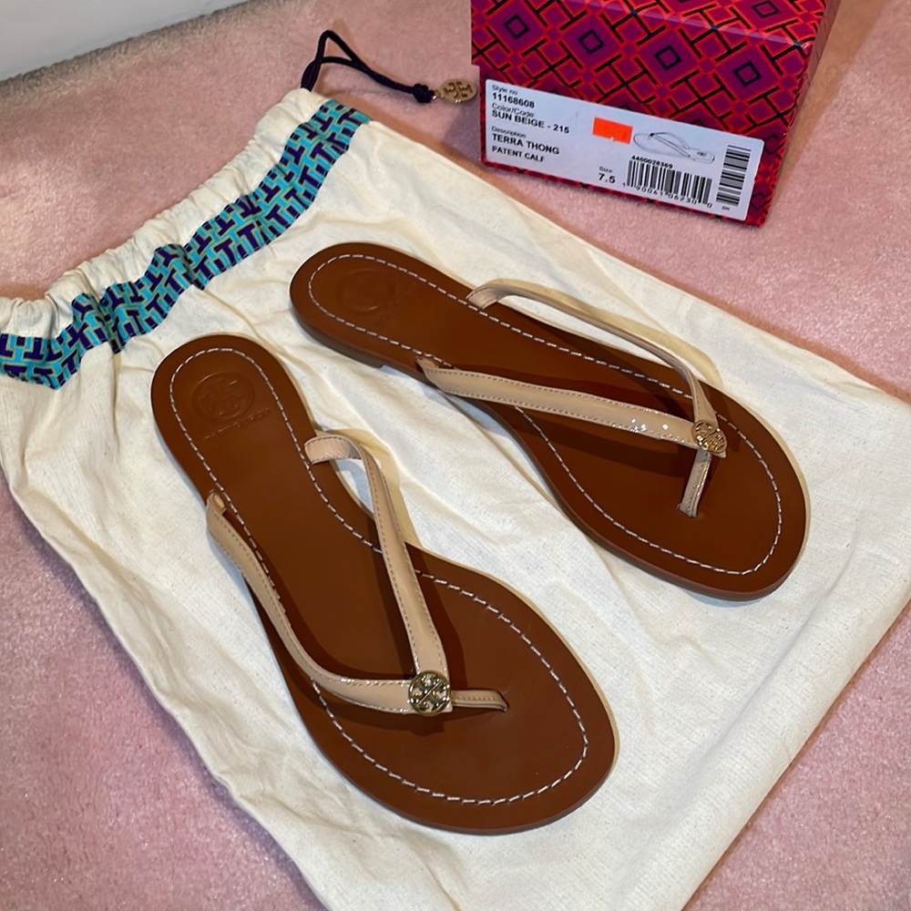 Tory Burch Patent Calf Terra Thongs